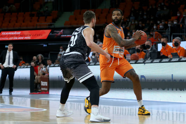 需要在进攻 需要在进攻